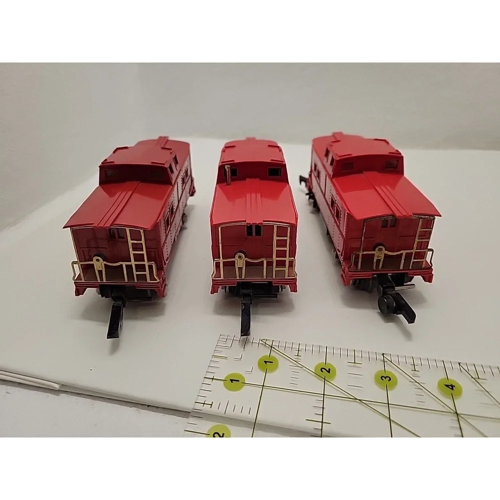 Lot of 3 American Flyer S 630 Reading Red Illuminated Caboose Train Cars